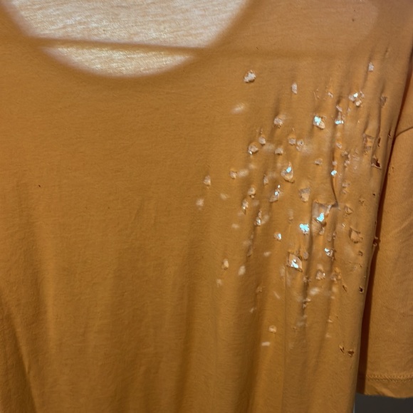 Plain T-shirt  cream/ tan mens never worn - Picture 5 of 5